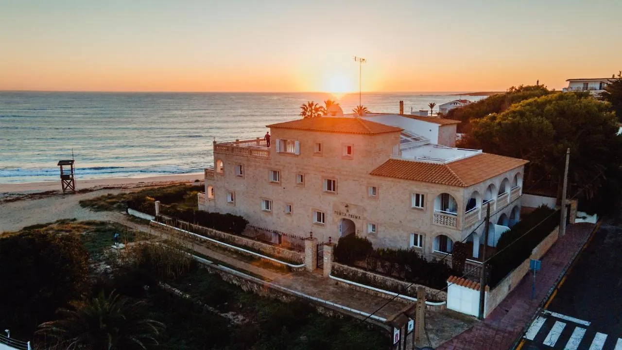 Apartamentos Punta Prima Beach location