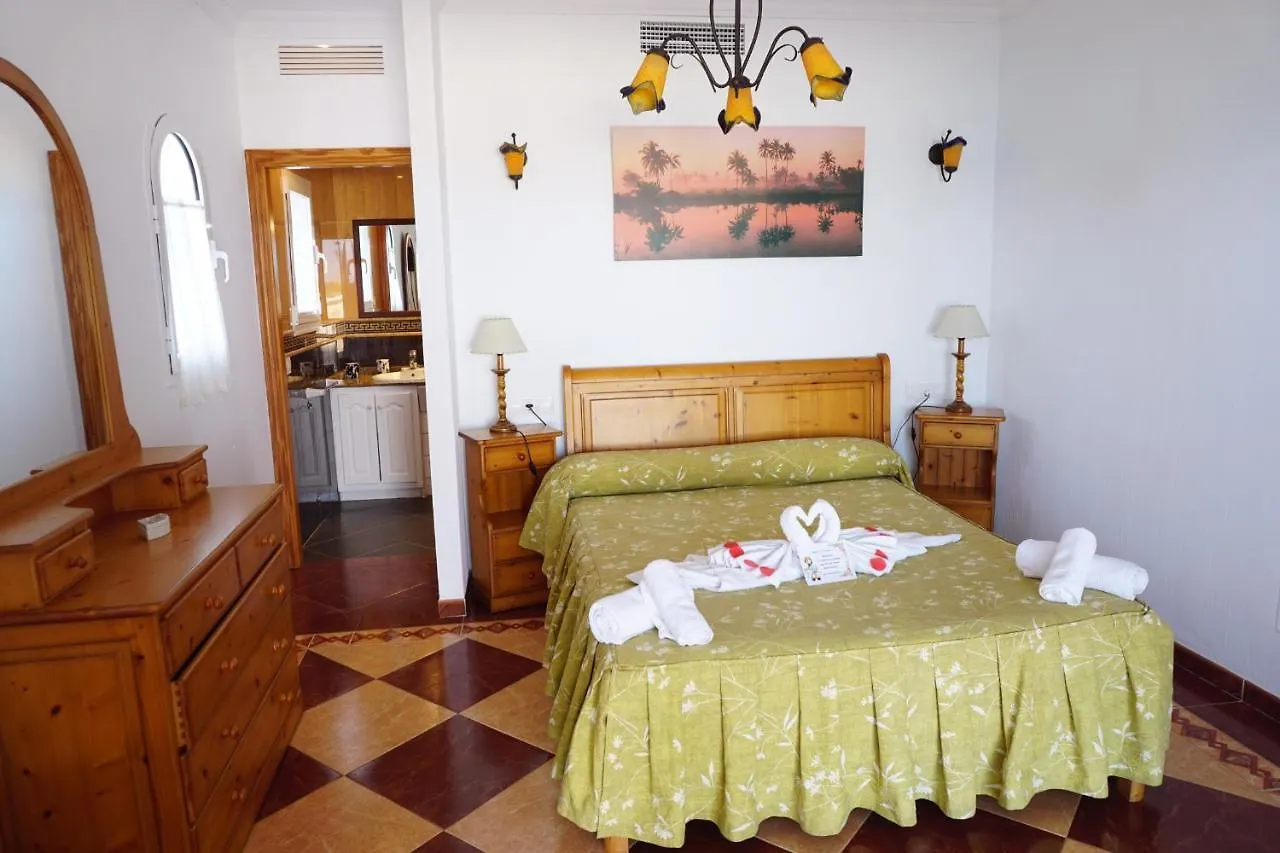 Apartamentos Punta Prima Beach 2*, Punta Prima (Menorca) Spain